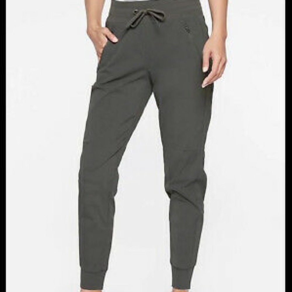 Athleta Trekkie North Jogger- Arbor Olive